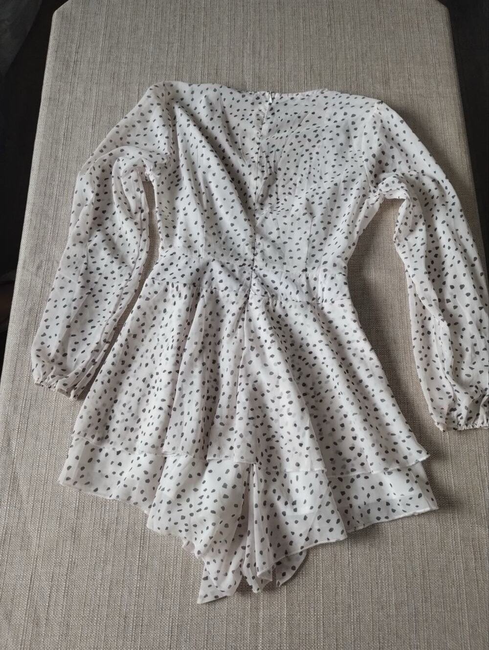 Fashion Classic Collection Polka Dot Tiered Romper Womens Small White Black